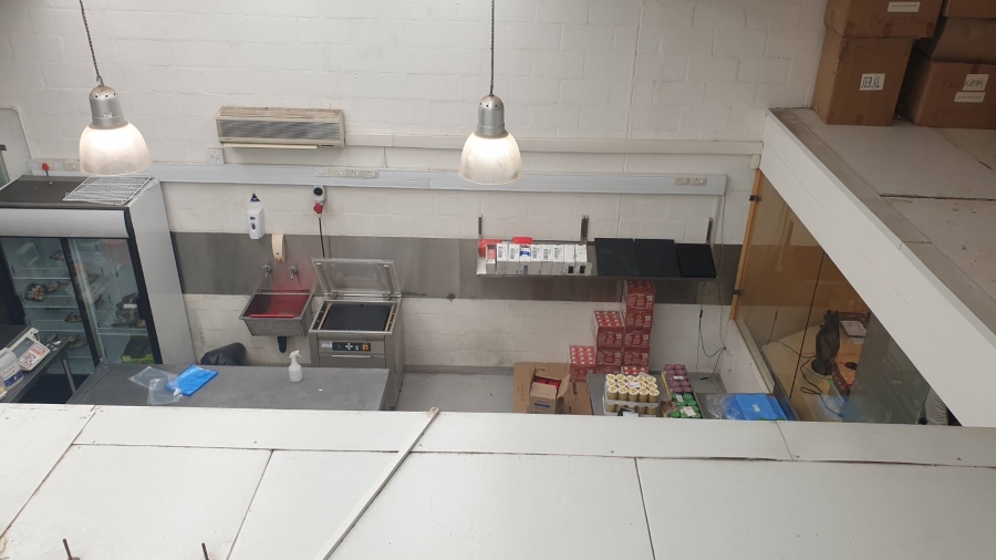 To Let Commercial Property for Rent in Woodstock Western Cape